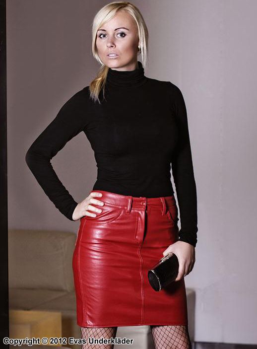 Elegant skirt, faux leather, pockets, back slit